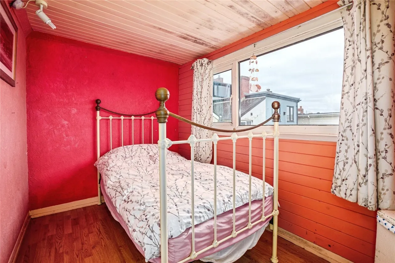 High Street, Borth, SY24, photo 28