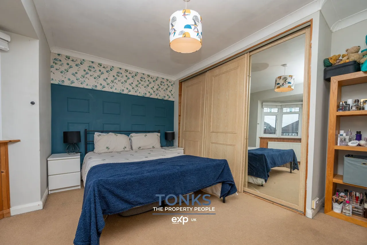 Woodfield Avenue, Oldbury, B69, photo 9