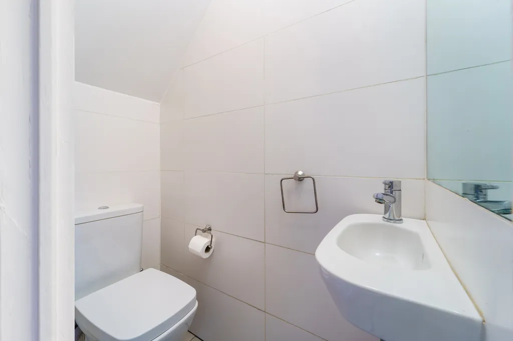 Cunnington Street, London, W4, photo 14