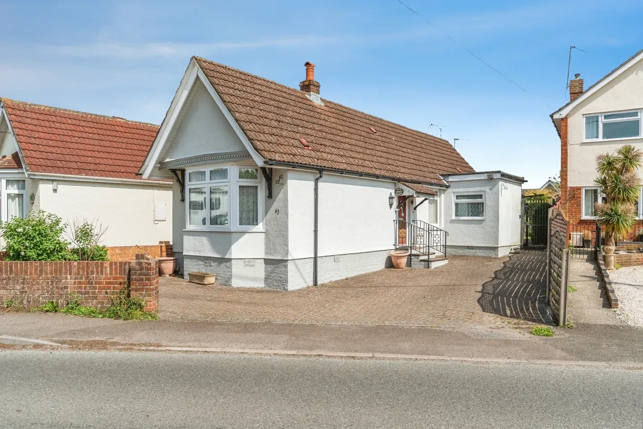 2 bed house for sale, Hammonds Lane, Totton, SO40
