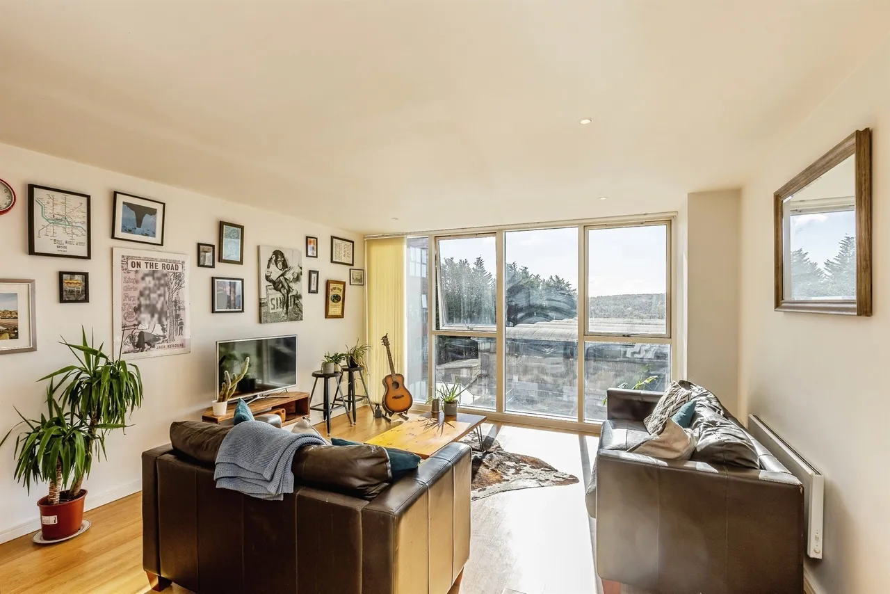 2 bed flat for sale, Skypark Road, Bedminster, BS3