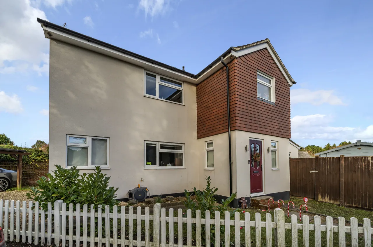 Catena Rise, Lightwater, Surrey, GU18 5RD, photo 20