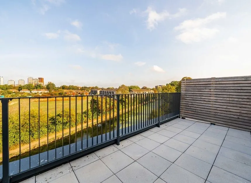 Bryanston Close, Norwood Green, UB2, photo 9