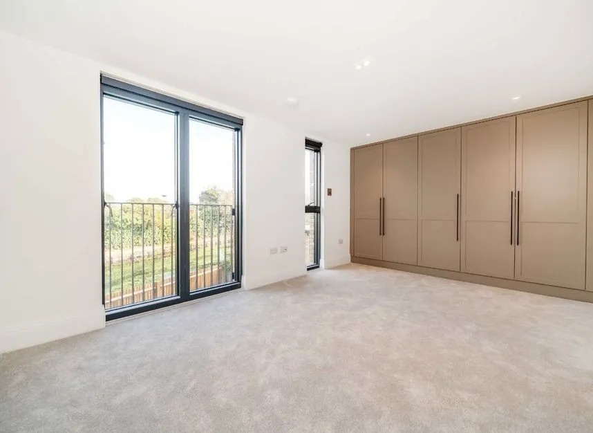 Bryanston Close, Norwood Green, UB2, photo 6