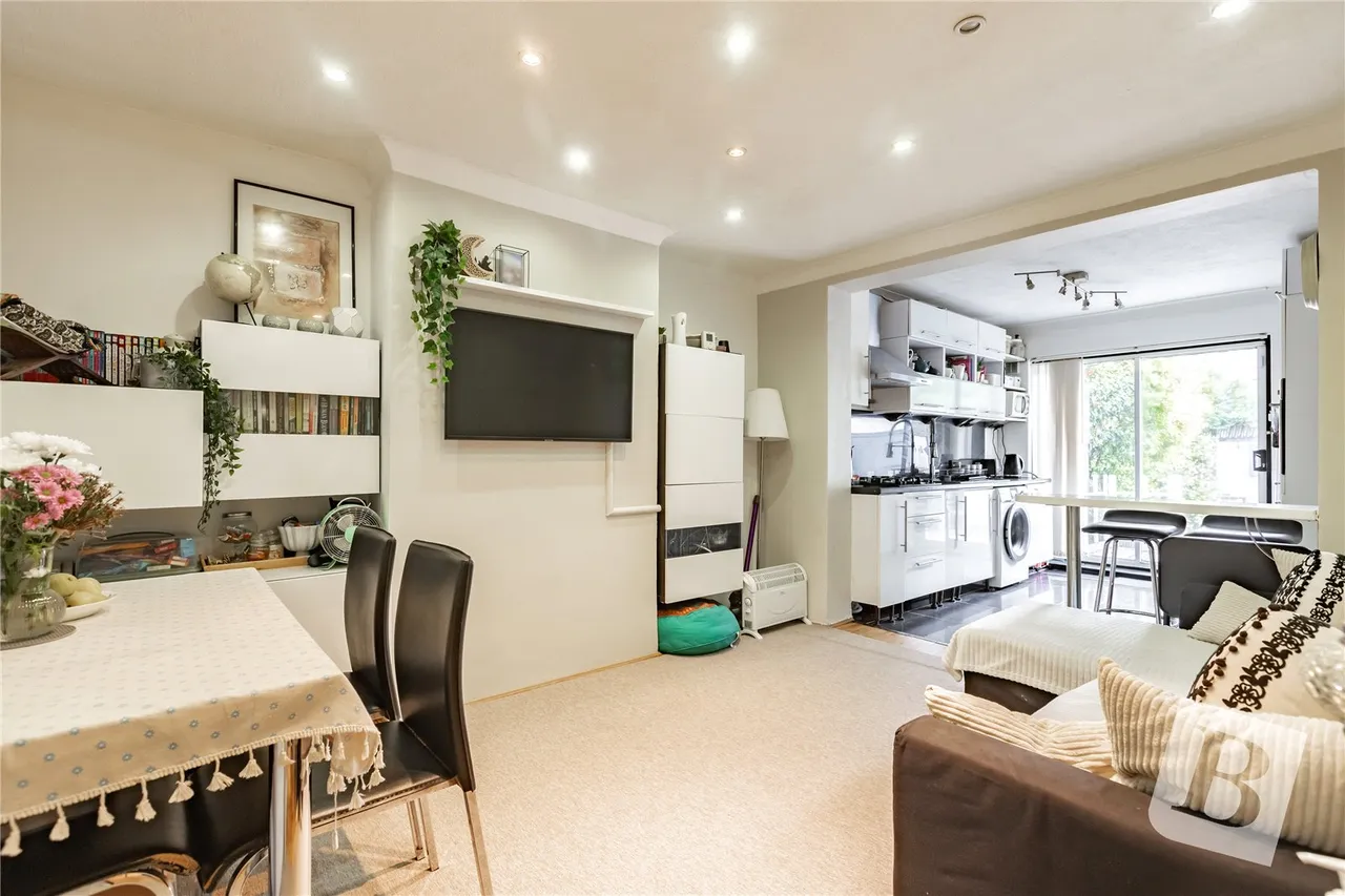 Ballards Road, Dagenham, RM10, photo 3