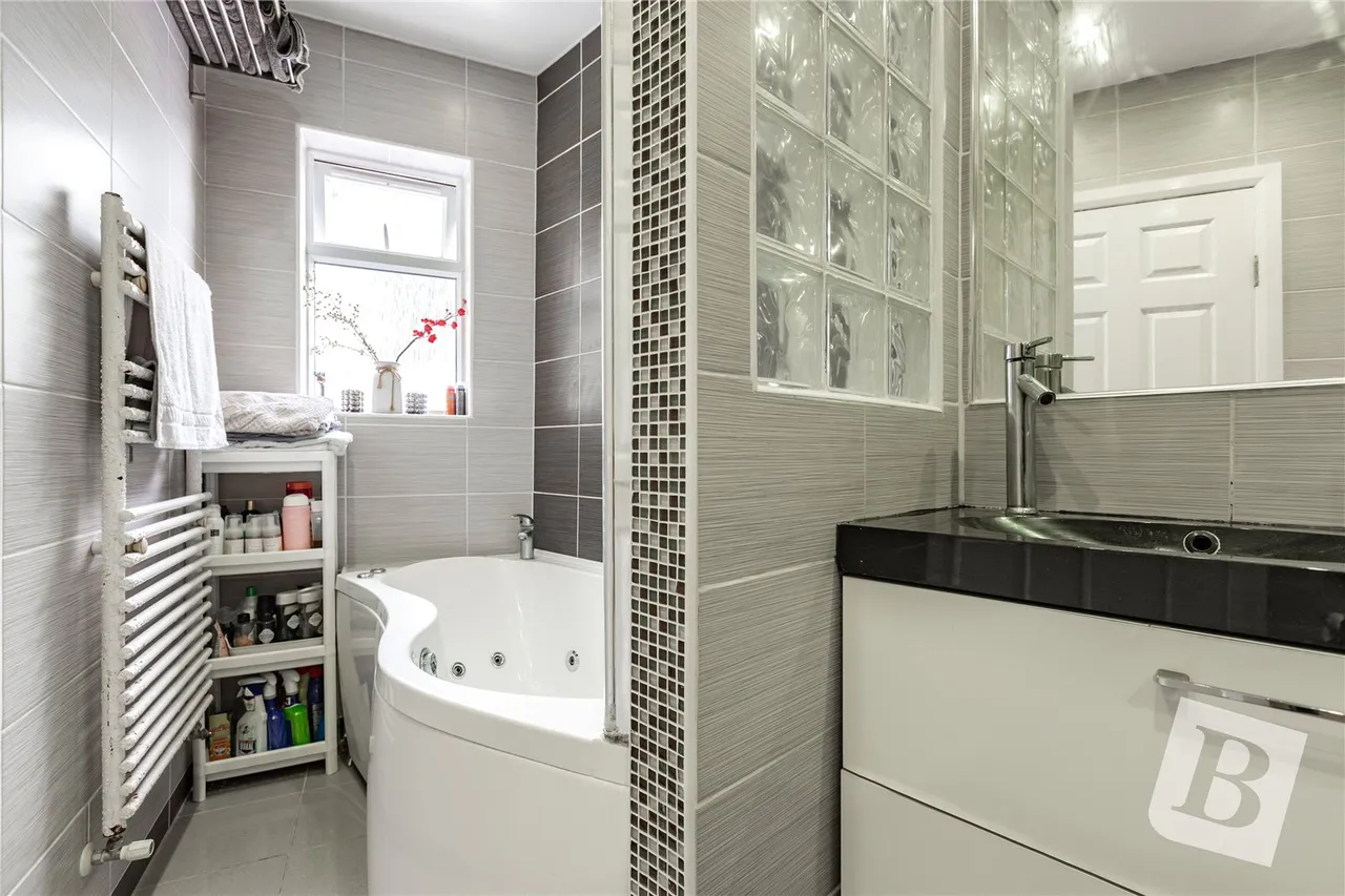 Ballards Road, Dagenham, RM10, photo 10