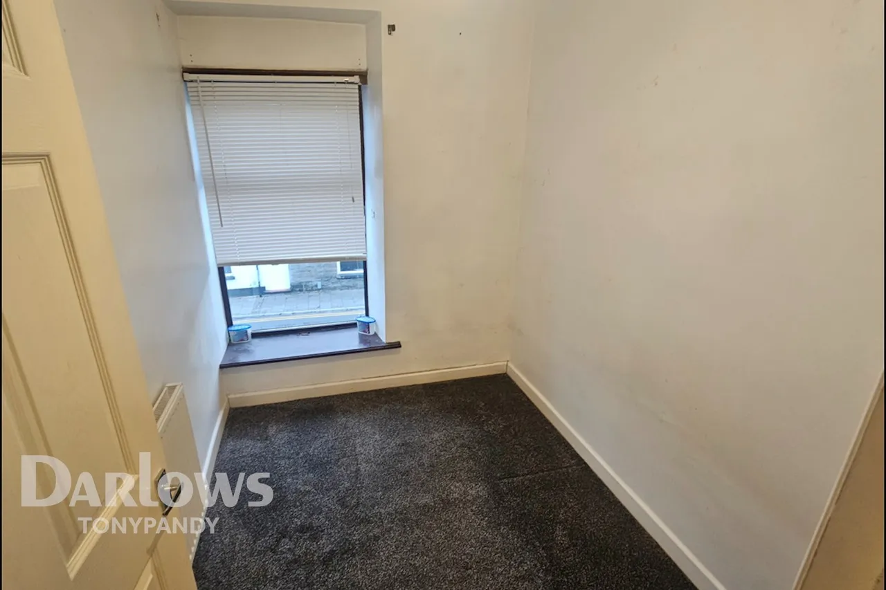 Miskin Road, Trealaw, CF40, photo 9