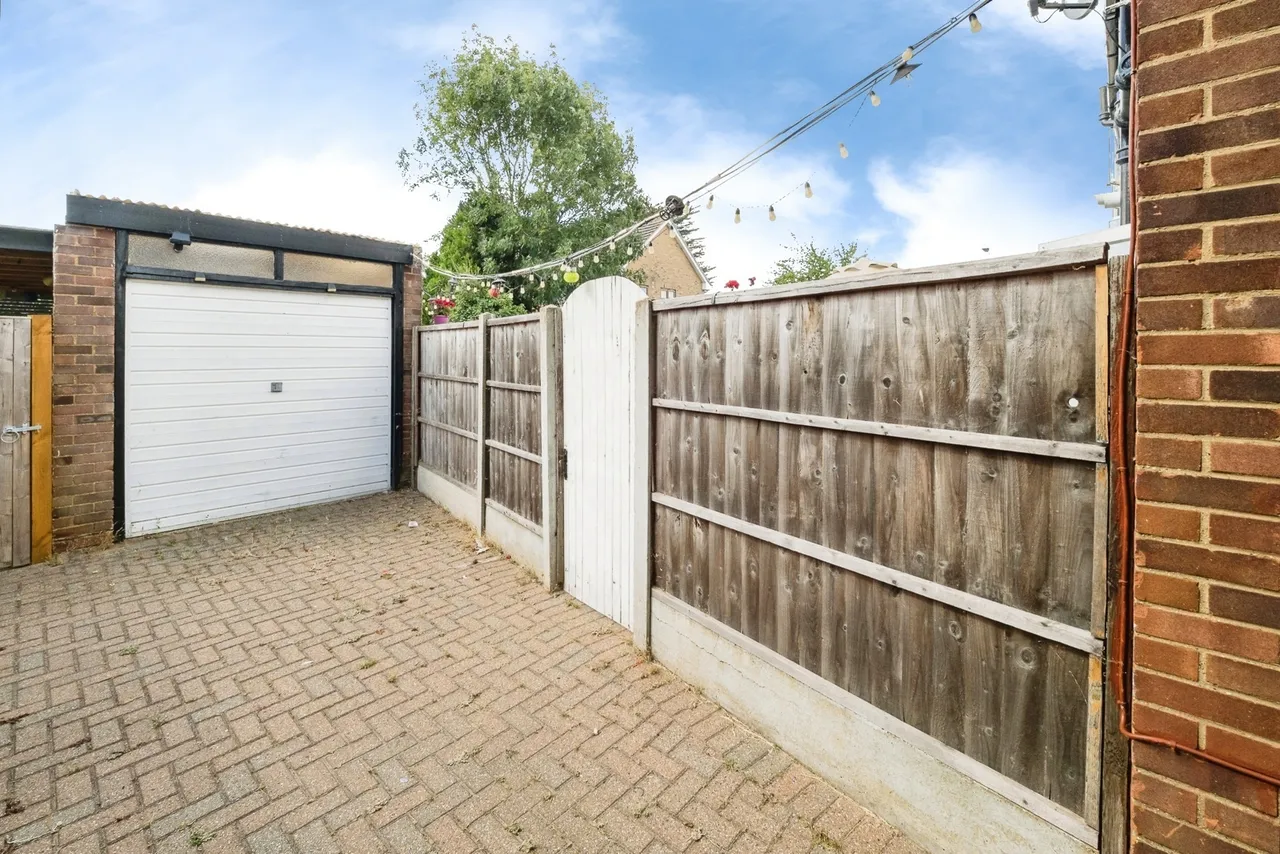 Copthorne Gardens, Hornchurch, RM11, photo 7