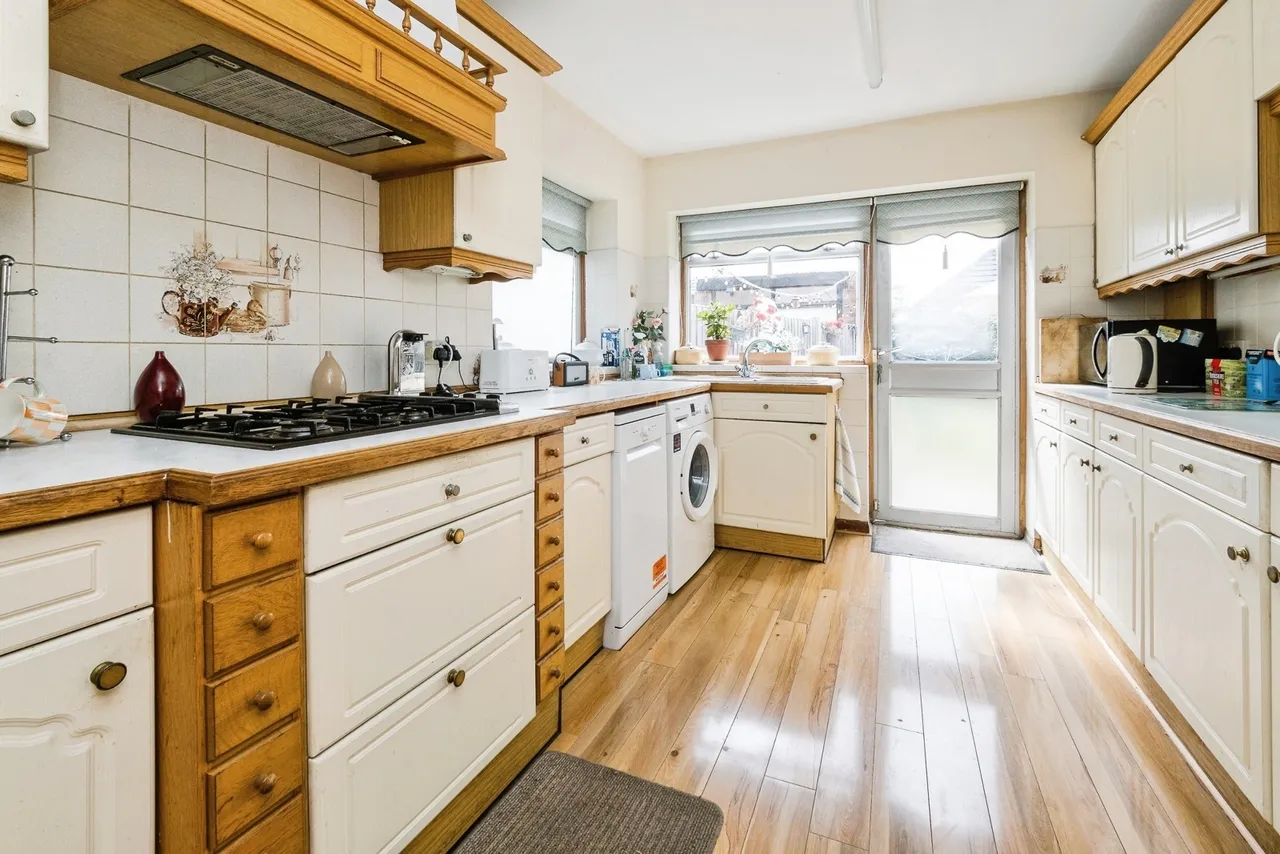 Copthorne Gardens, Hornchurch, RM11, photo 13