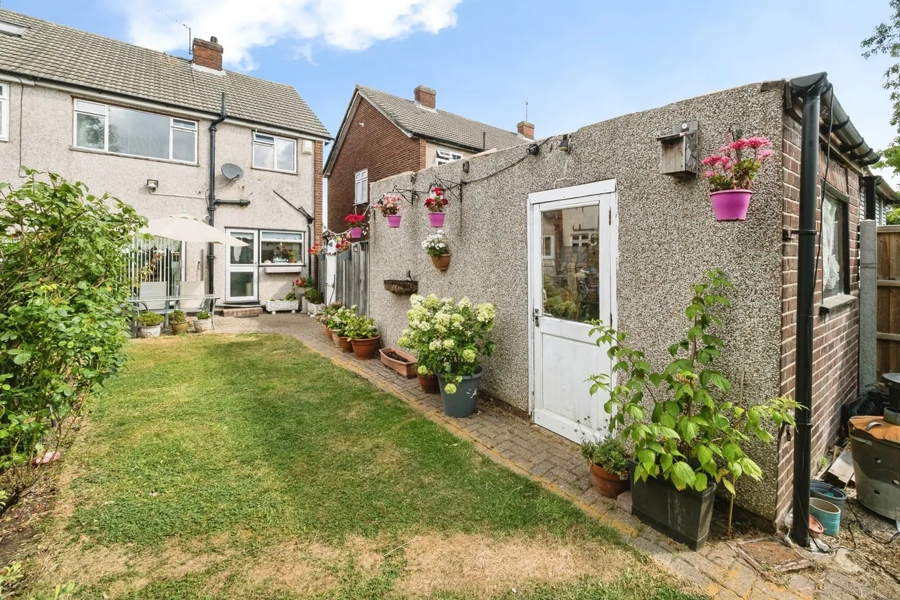 Copthorne Gardens, Hornchurch, RM11, photo 6
