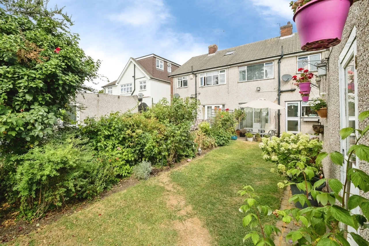 Copthorne Gardens, Hornchurch, RM11, photo 5