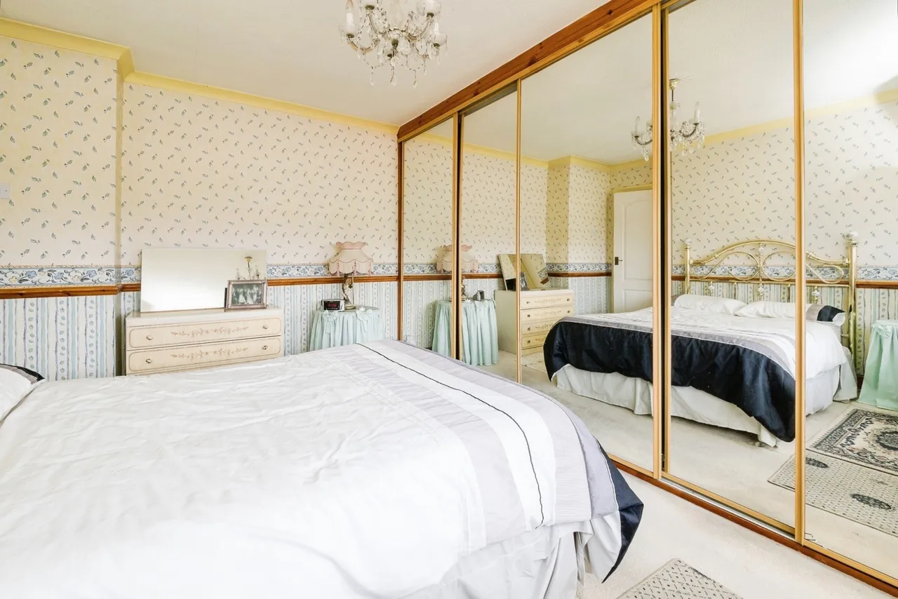 Copthorne Gardens, Hornchurch, RM11, photo 20