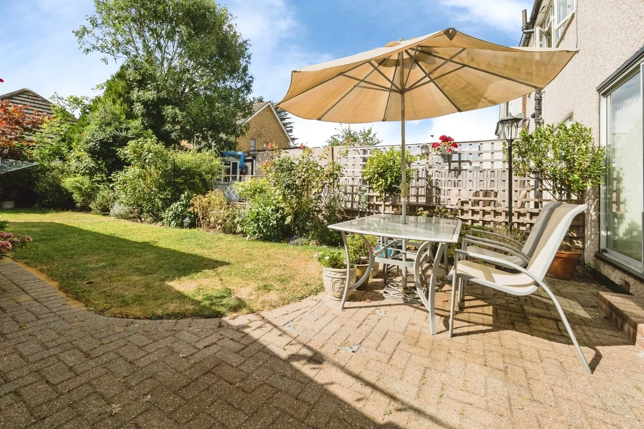 Copthorne Gardens, Hornchurch, RM11, photo 4