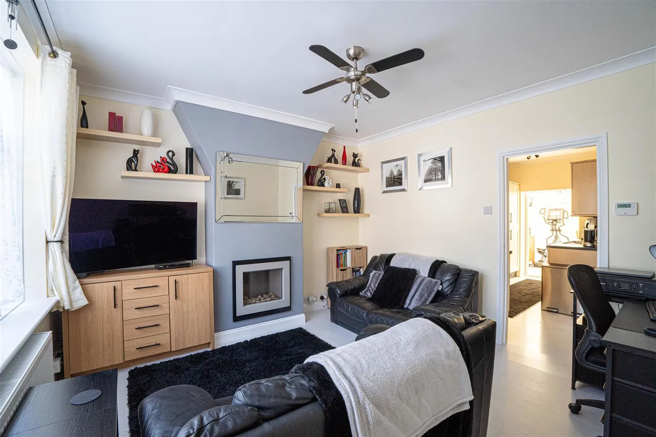 Valleyside Road, Hastings, photo 13