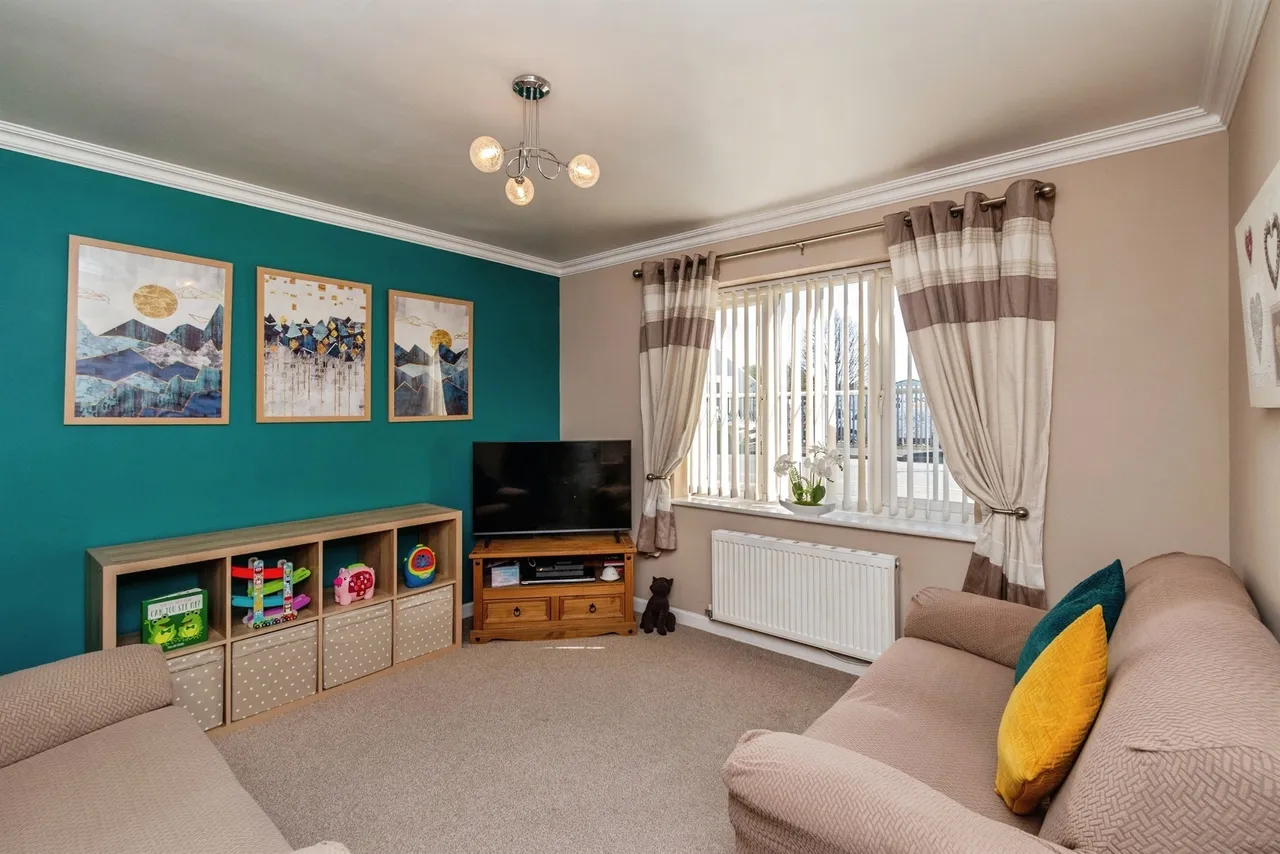 Hobart Road, Tipton, DY4, photo 2