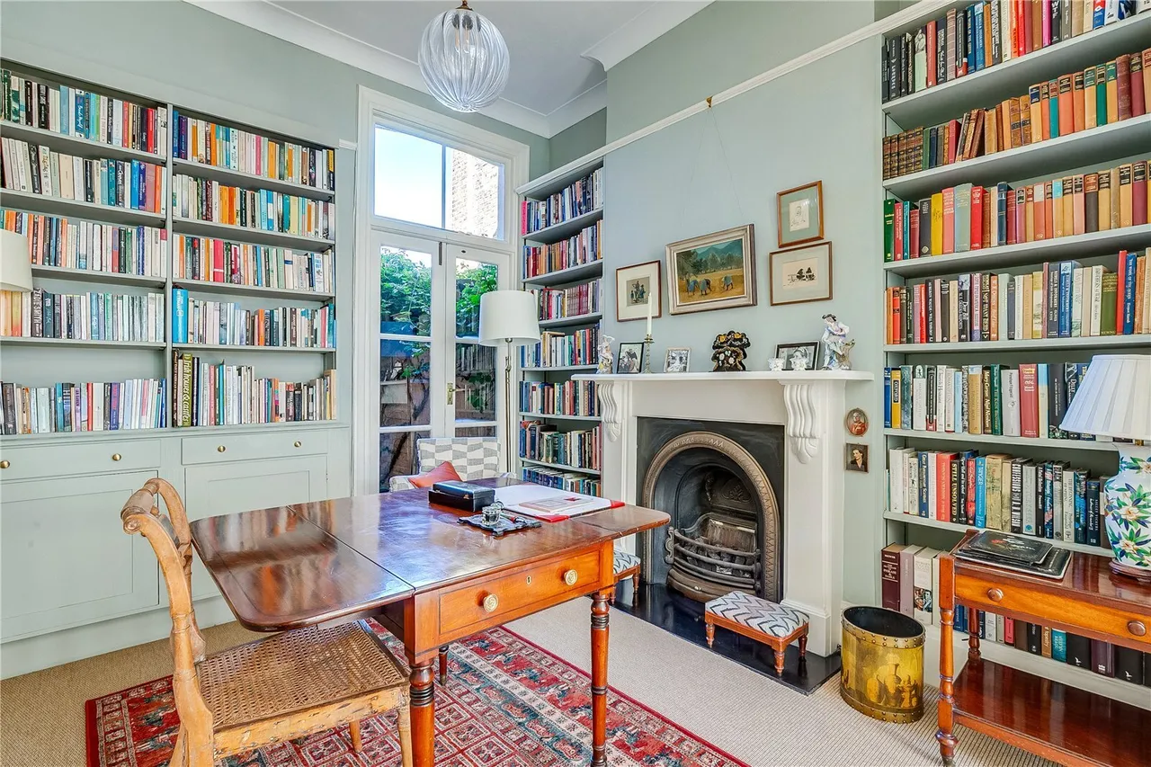 Sugden Road, London, SW11, photo 5