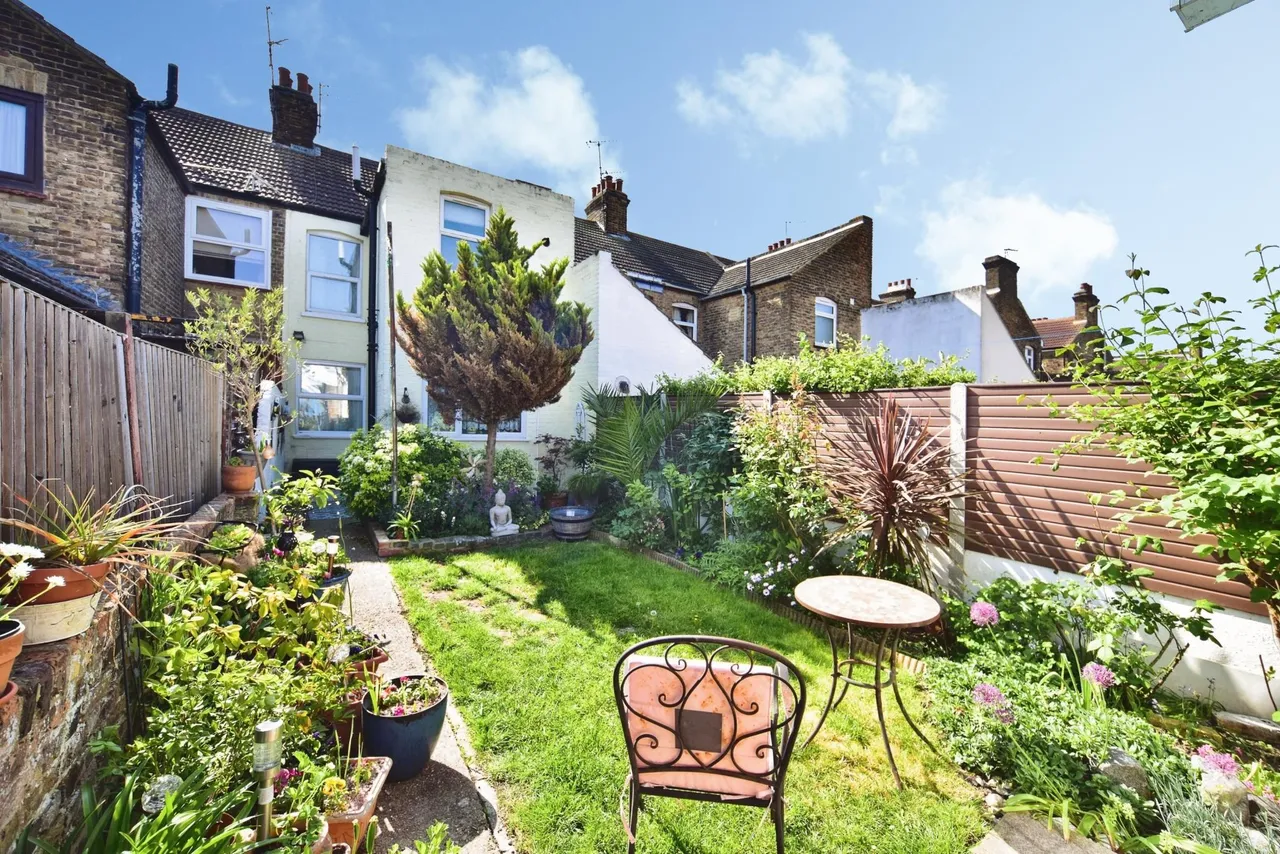 Wellesley Road, Sheerness, ME12, photo 18