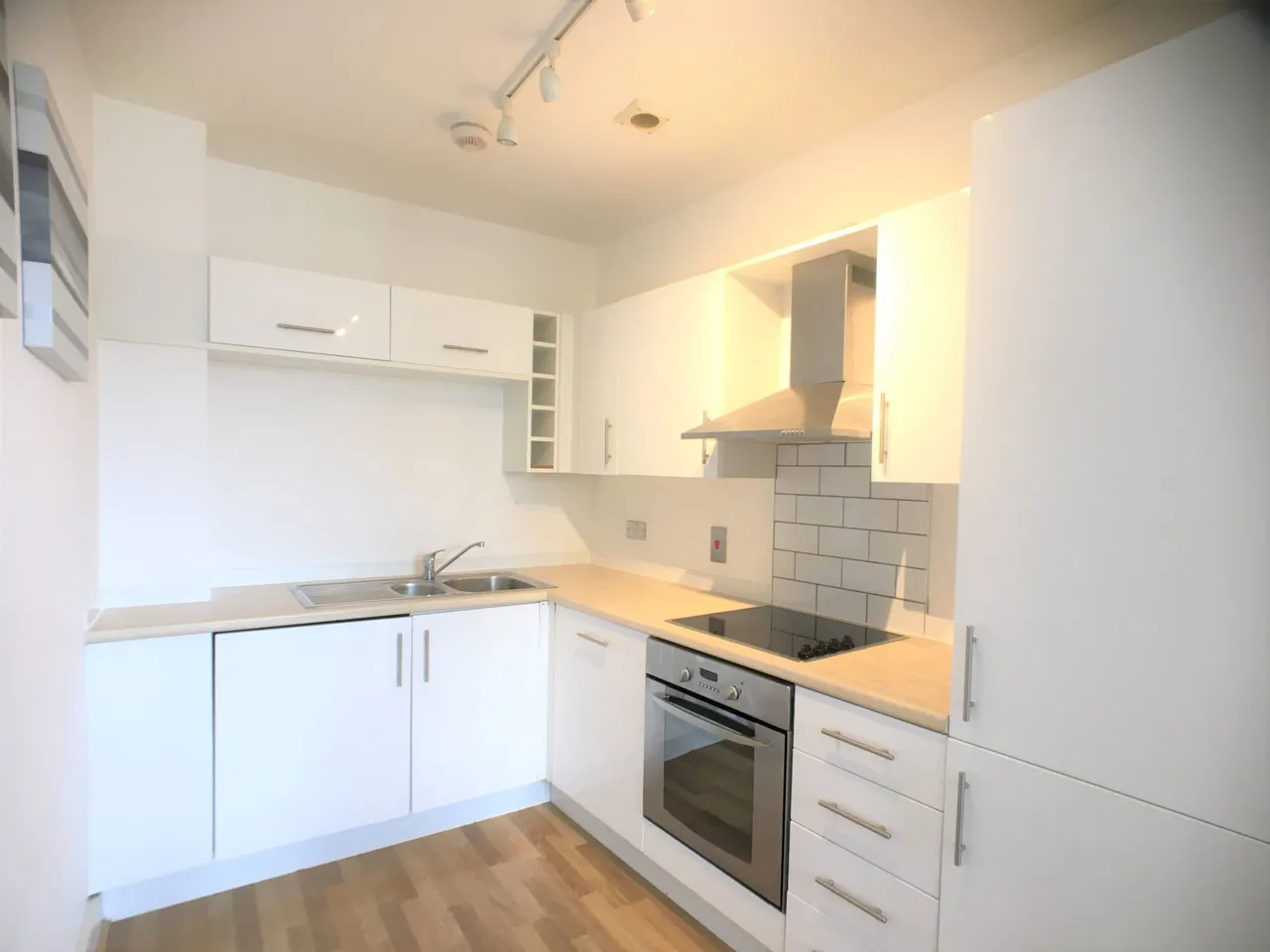 Castle Street, Swansea, SA1 1JG, photo 2