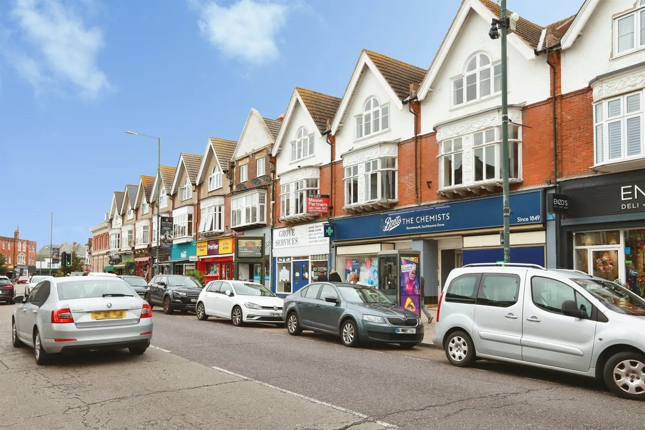 Southbourne Grove, Bournemouth, BH6, photo 12