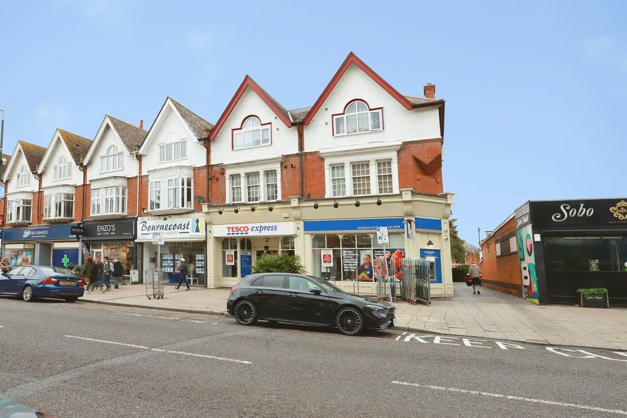 2 bed flat for sale, Southbourne Grove, Bournemouth, BH6
