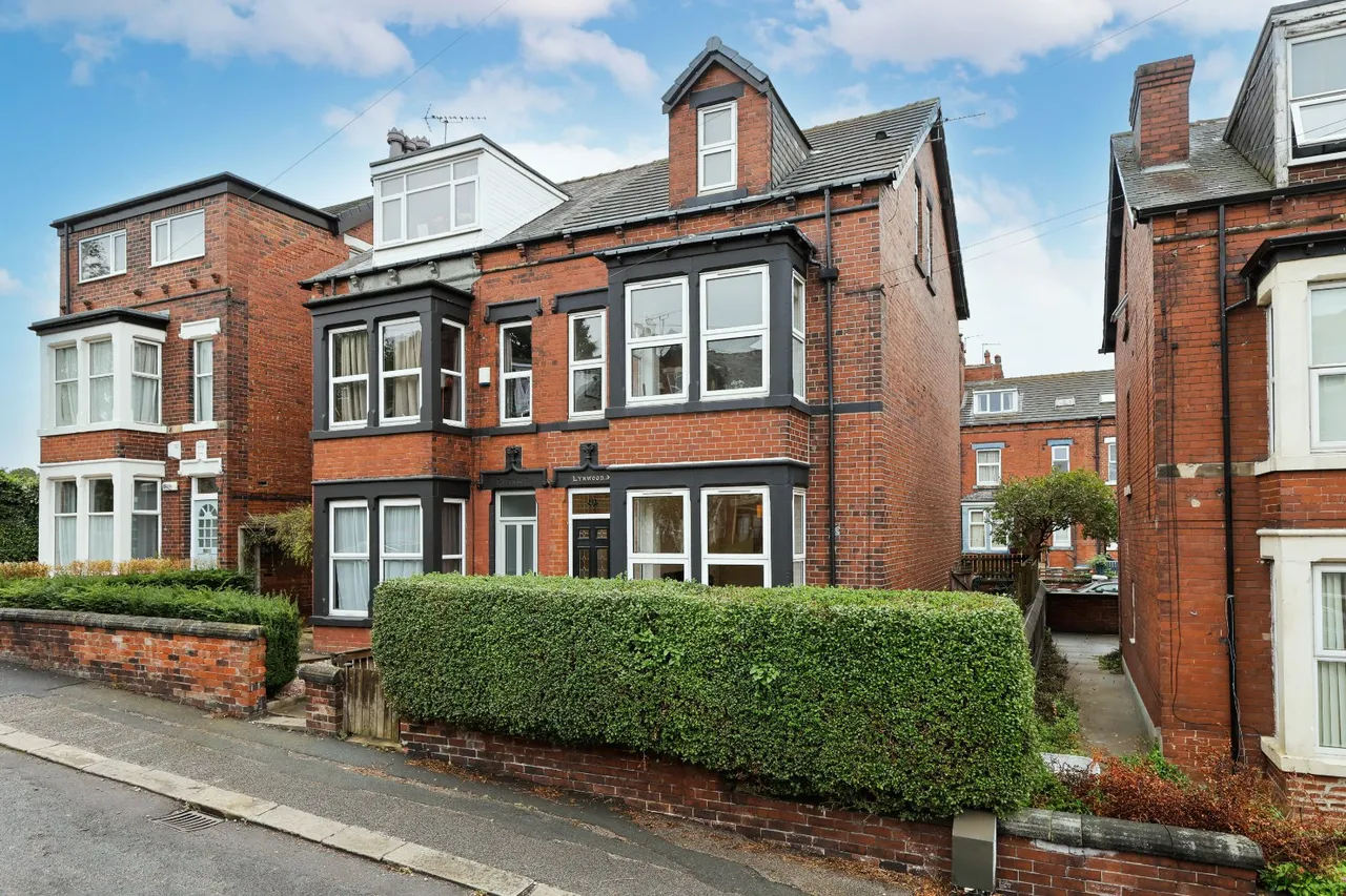 4 bed house for sale, Hesketh Avenue, Kirkstall, LS5
