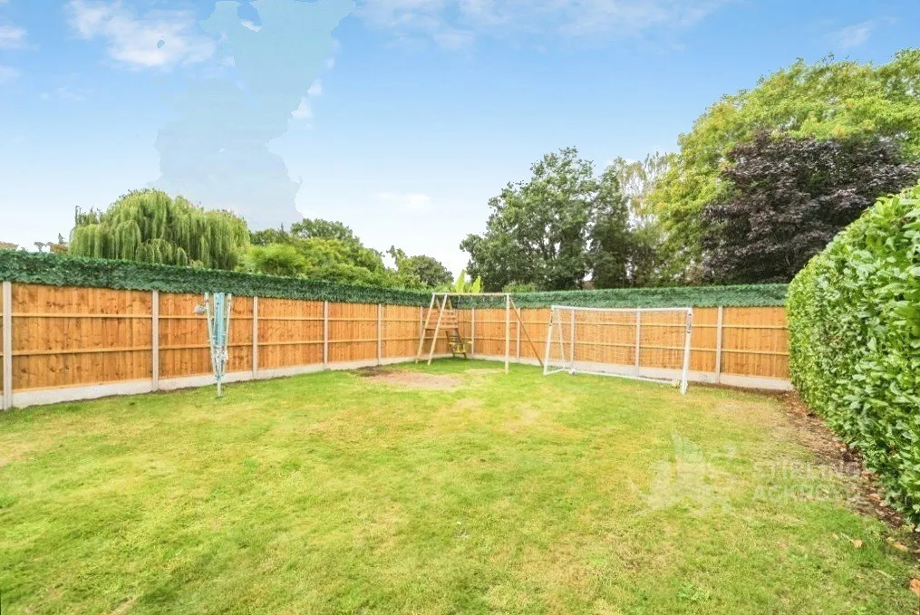 Green Lane, Chertsey, KT16, photo 12