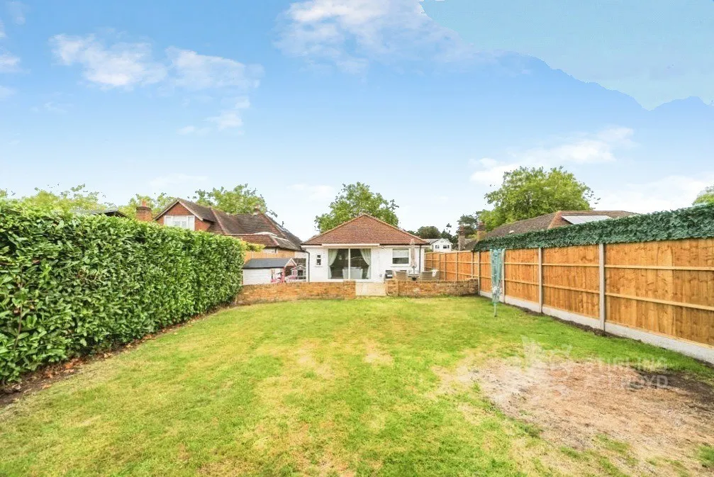 Green Lane, Chertsey, KT16, photo 11
