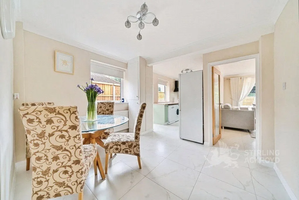 Green Lane, Chertsey, KT16, photo 6