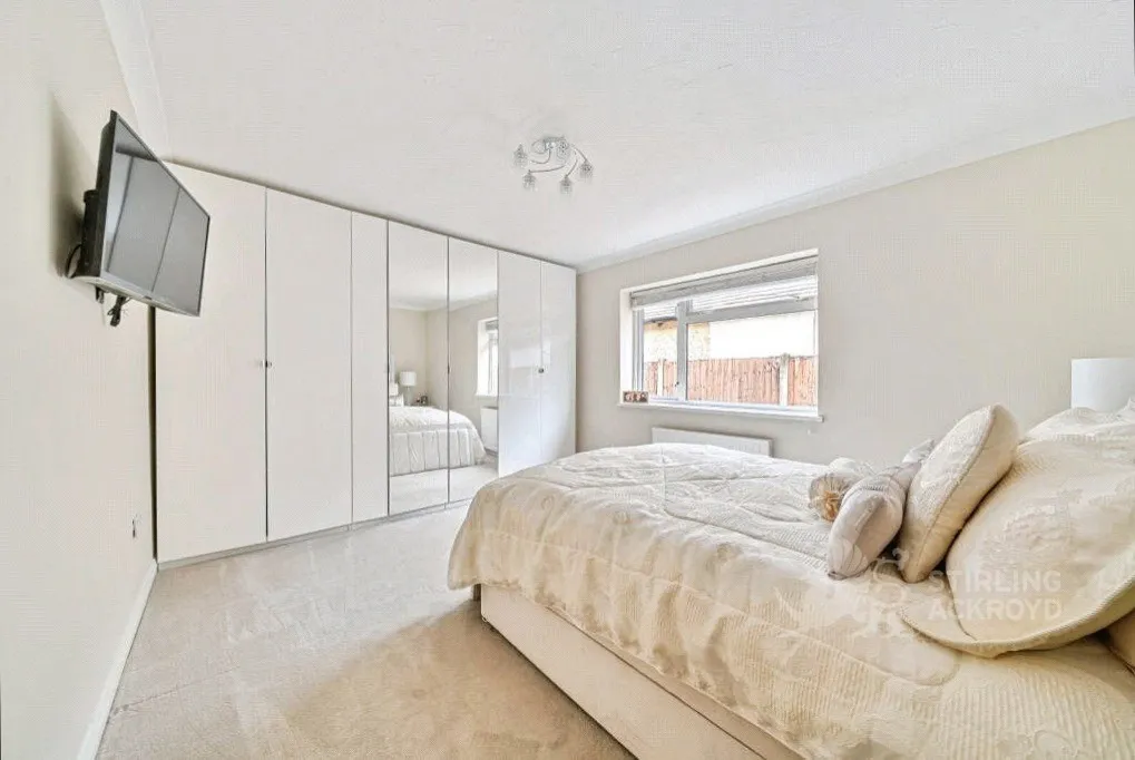 Green Lane, Chertsey, KT16, photo 7