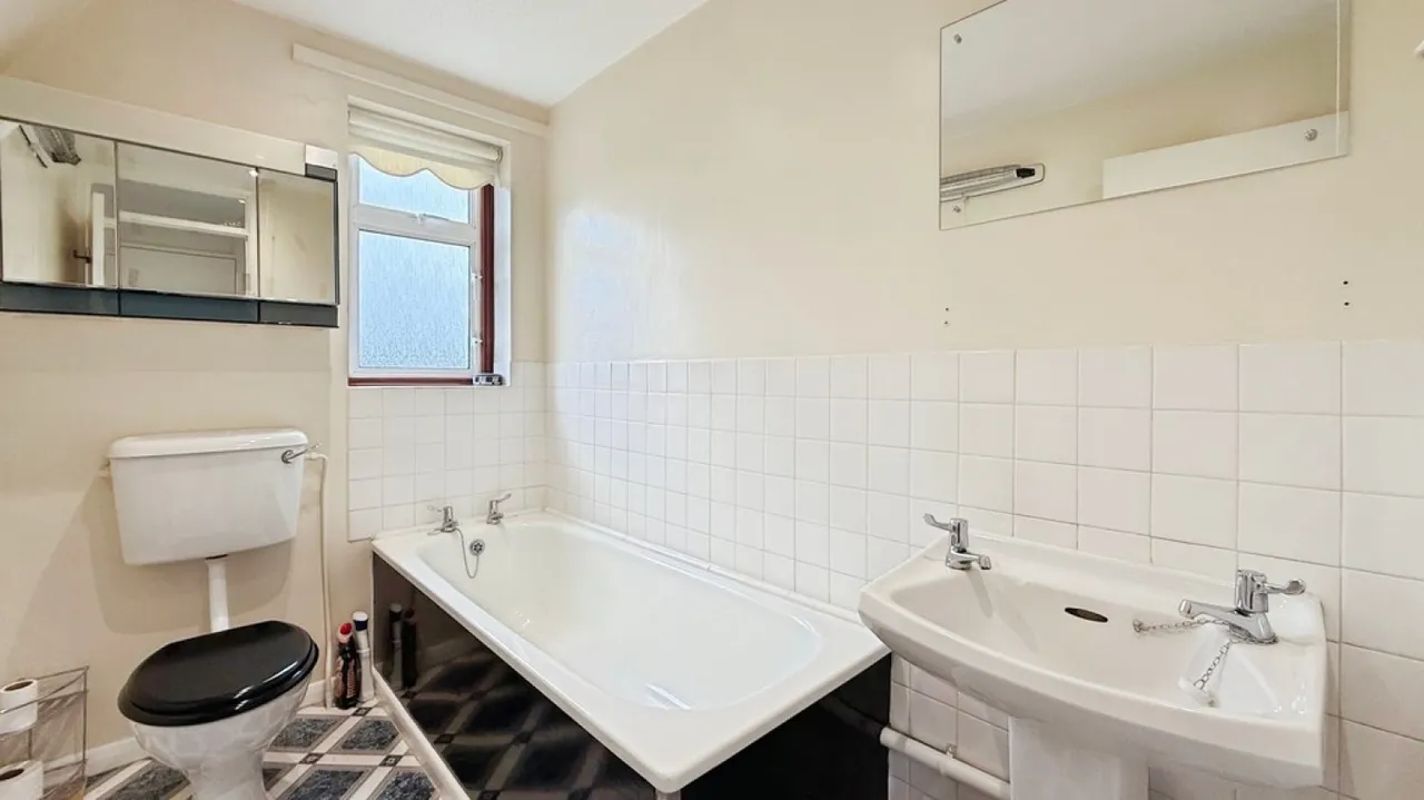 Damask Way, Warminster, photo 12