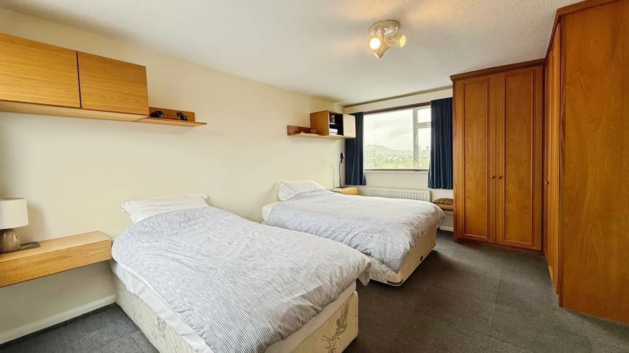 Damask Way, Warminster, photo 9