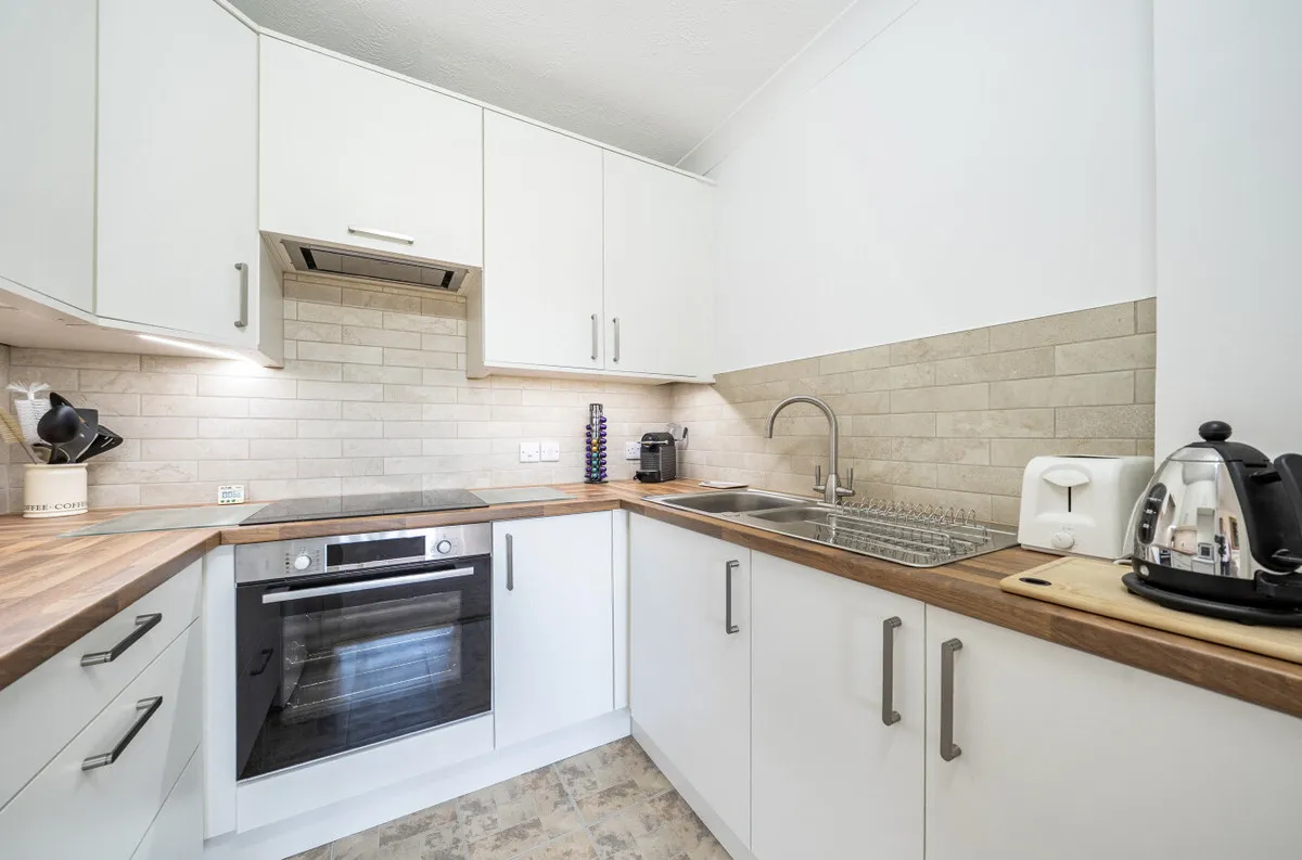 Pulborough, RH20 1RG, photo 4