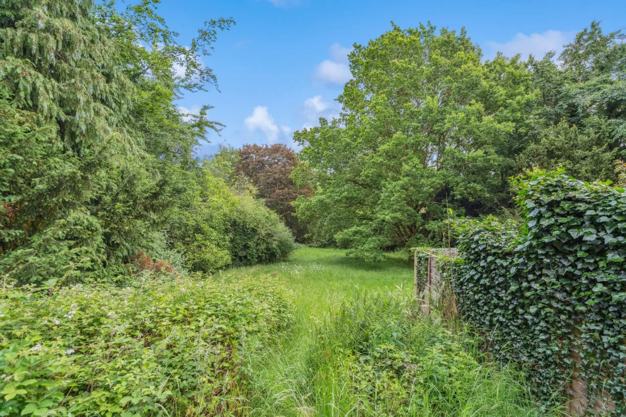 Harefield, Middlesex, photo 9