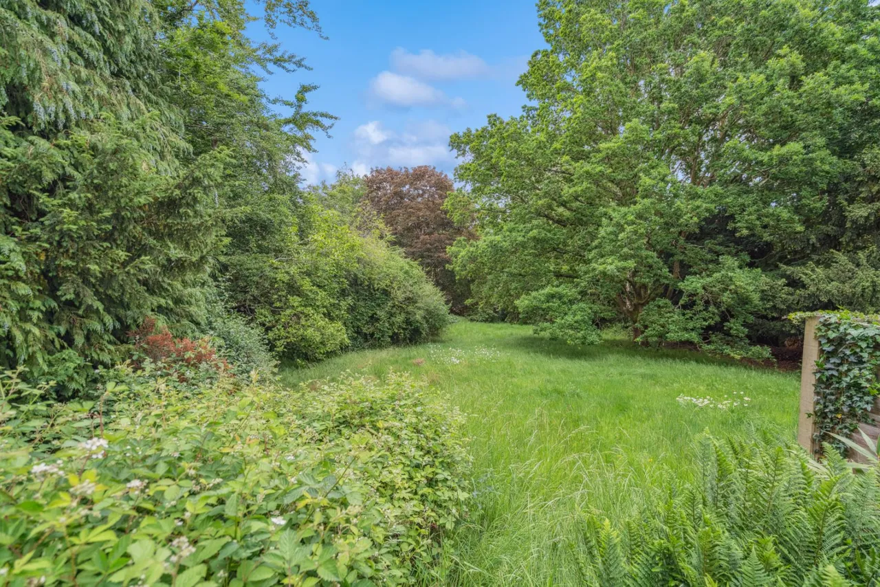 Harefield, Middlesex, photo 3
