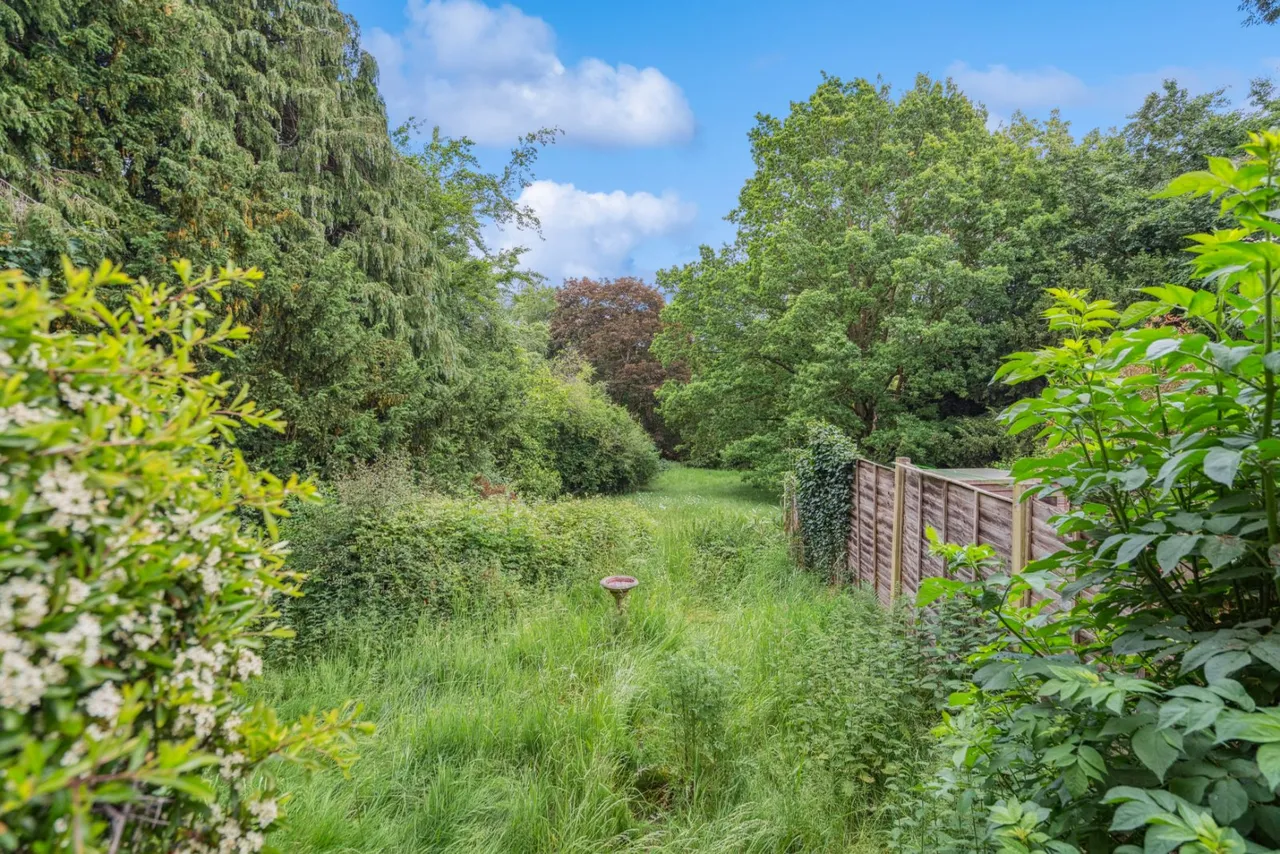 Harefield, Middlesex, photo 8