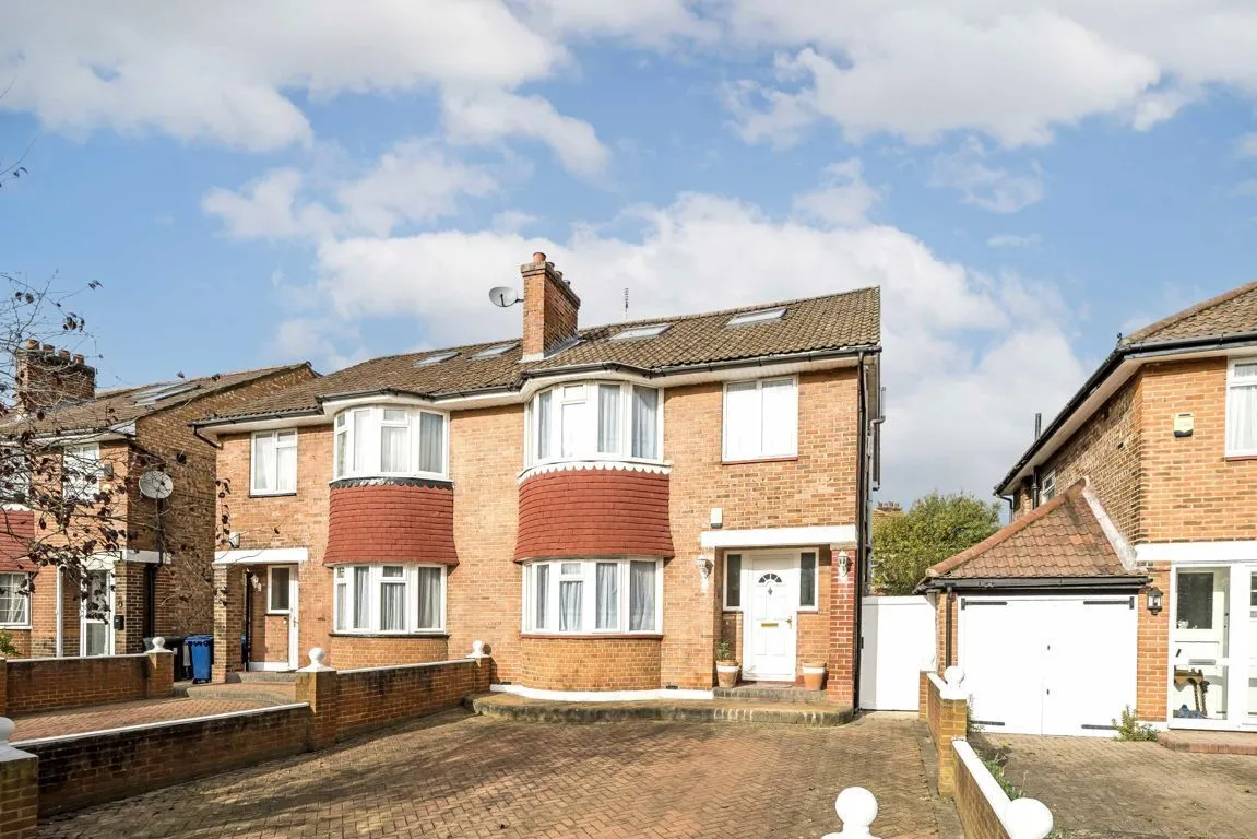 5 bed house for sale, Vyner Road, W3