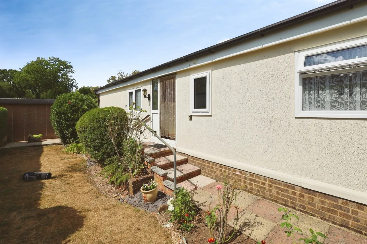Deanland Wood Park, Golden Cross, BN27, photo 2