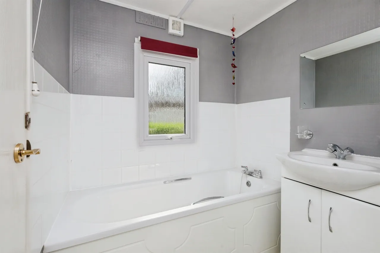 Deanland Wood Park, Golden Cross, BN27, photo 16