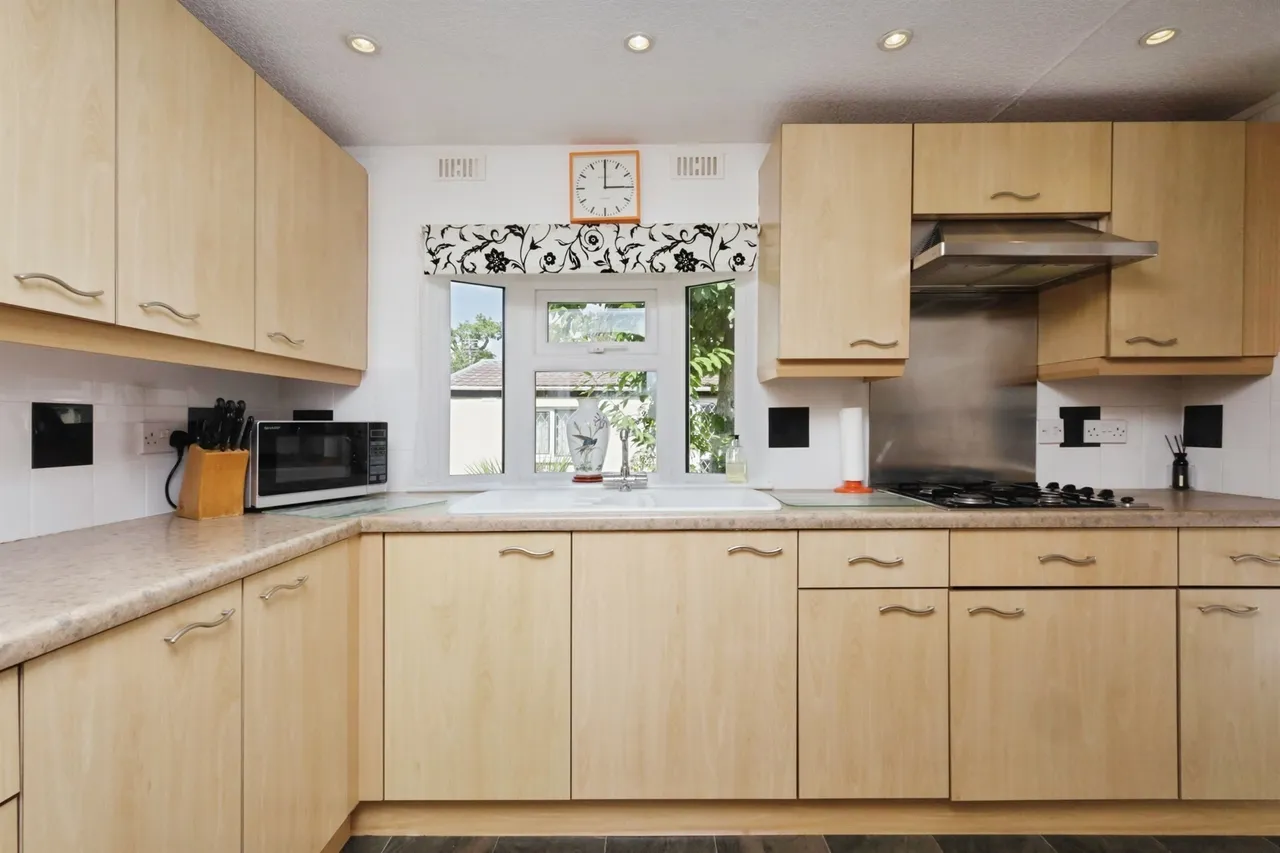 Deanland Wood Park, Golden Cross, BN27, photo 8