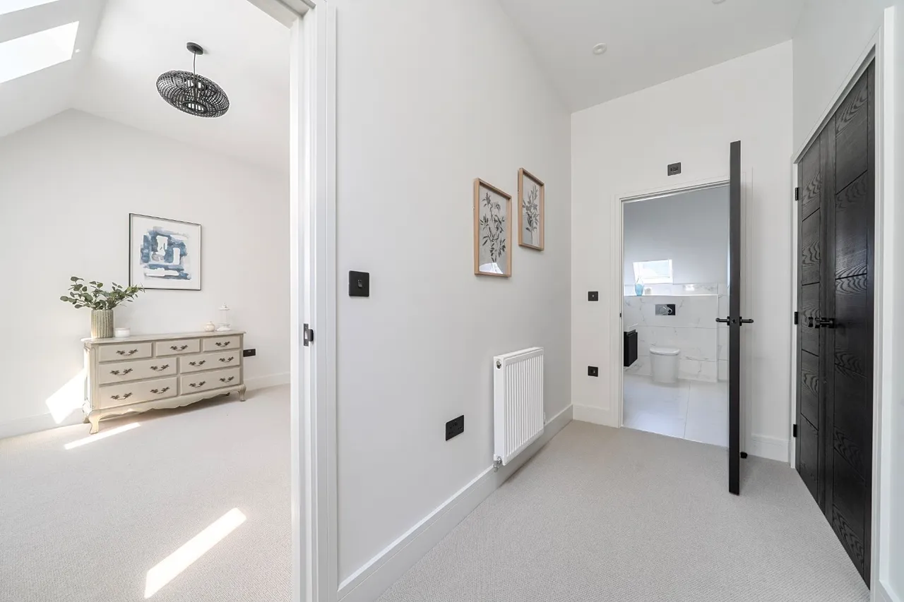 Knowle Lane, Horton Heath, SO50, photo 15