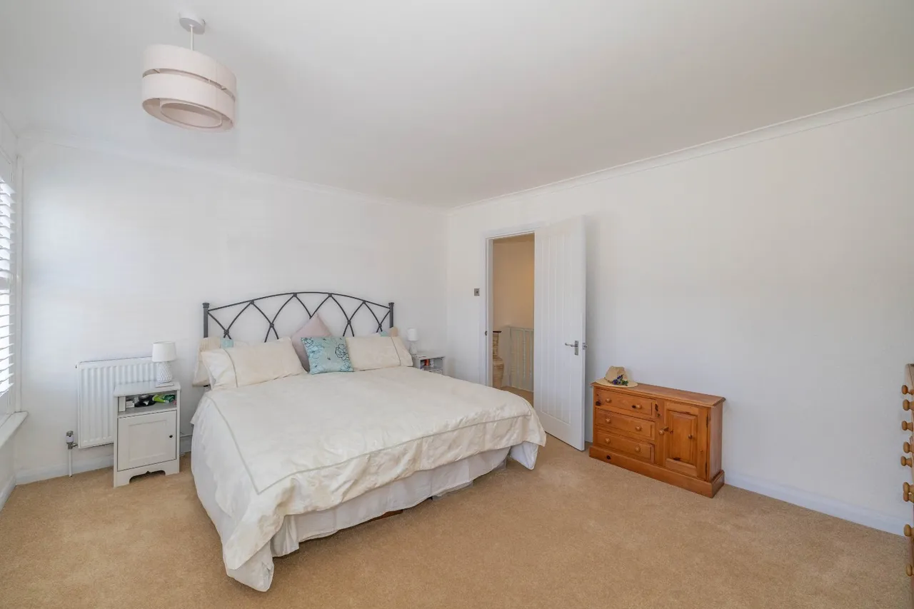 Chalkwell Road, Sittingbourne, ME10, photo 11
