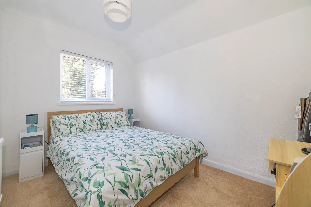 Chalkwell Road, Sittingbourne, ME10, photo 8