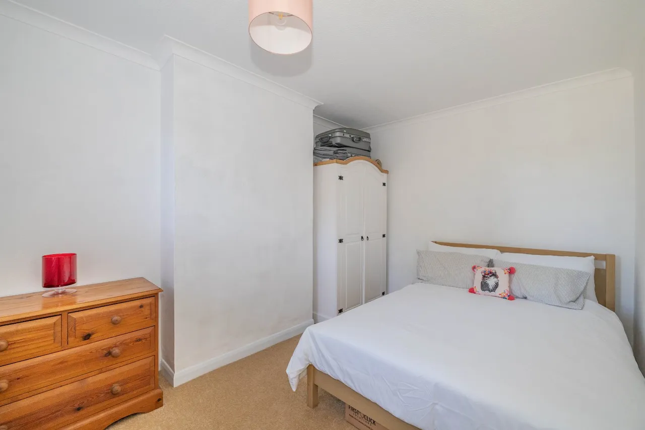 Chalkwell Road, Sittingbourne, ME10, photo 9