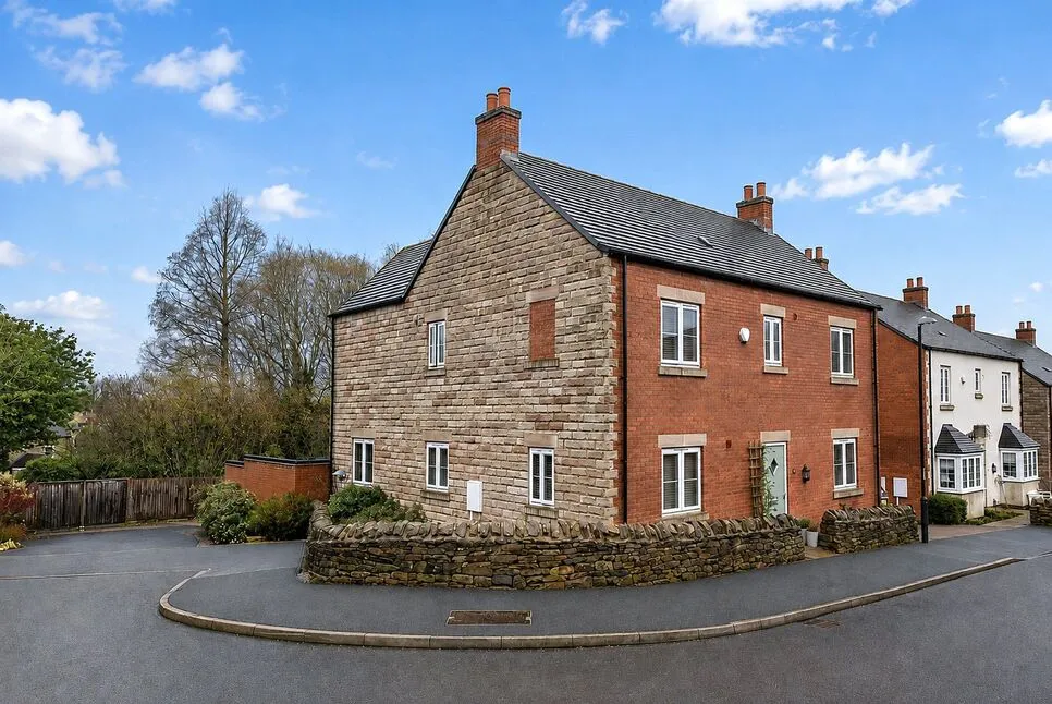 4 bed house for sale — Frecheville Drive, Fritchley, Derbyshire, DE56