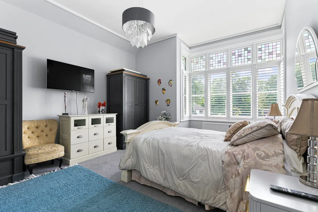 Dunboe Place, Shepperton TW17 9HH, photo 10