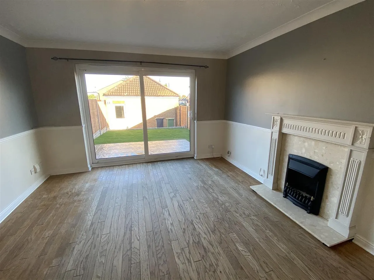 Farm Lane Hoddesdon, Hertfordshire EN11 0HD, photo 2