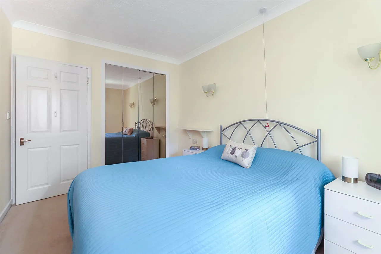 Roebuck Close, Reigate, RH2, photo 10