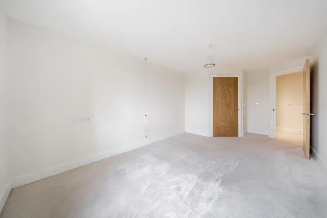 St. Lukes Road, Maidenhead, SL6, photo 9