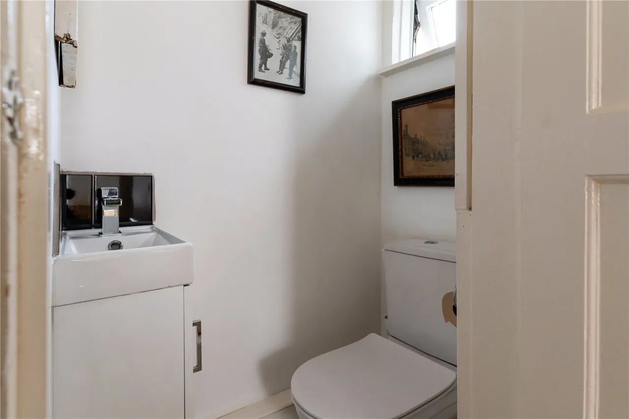 Gwavas Street, Penzance, TR18, photo 15