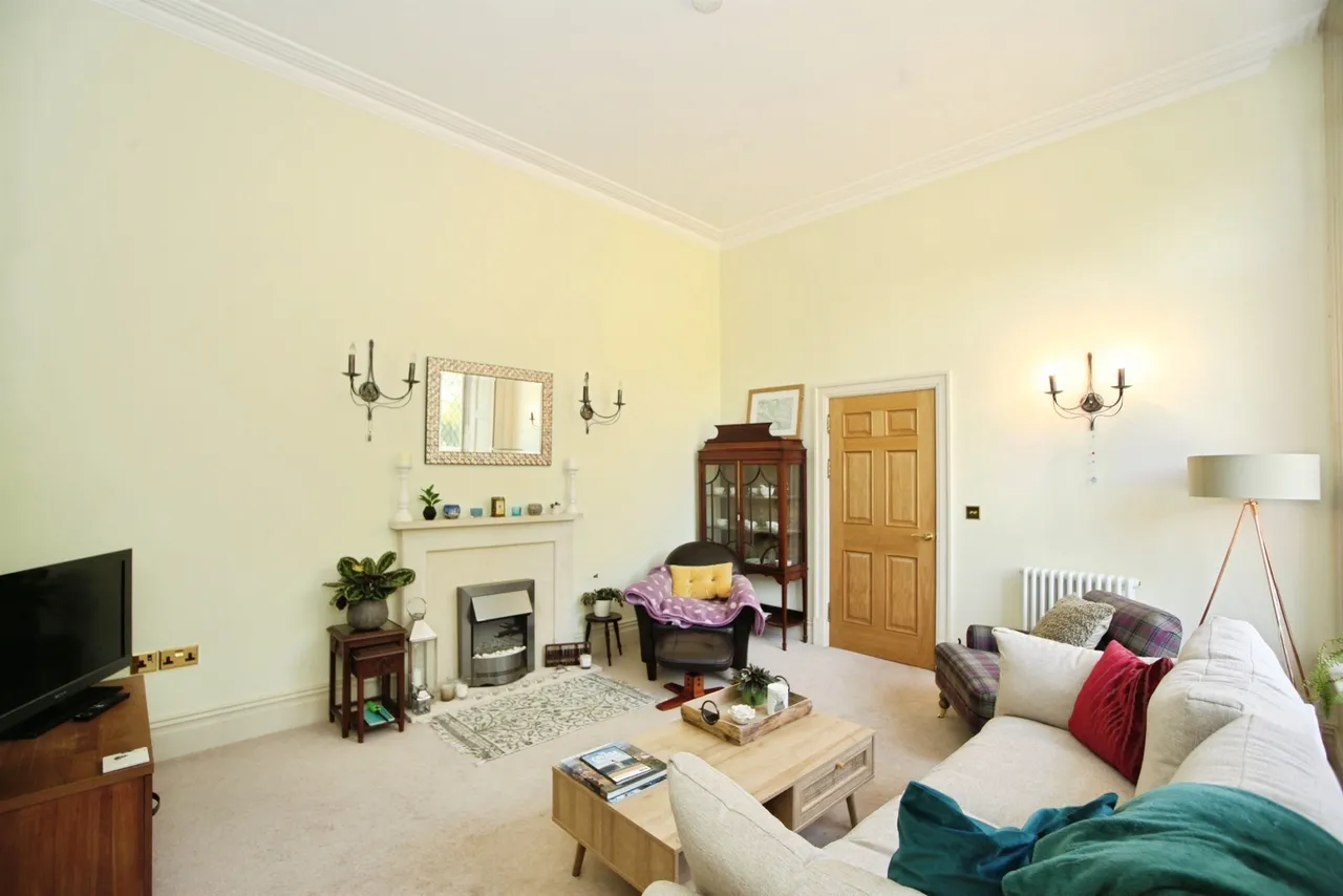 The Manor, Talygarn, Pontyclun, photo 7